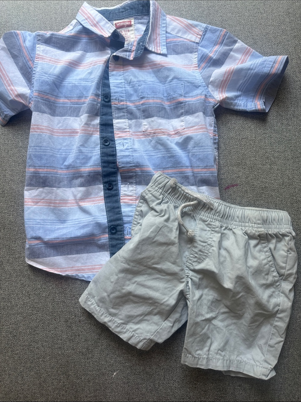 5/$15- Wrangler Blue Striped Button-Up Shirt with Light Gray Shorts